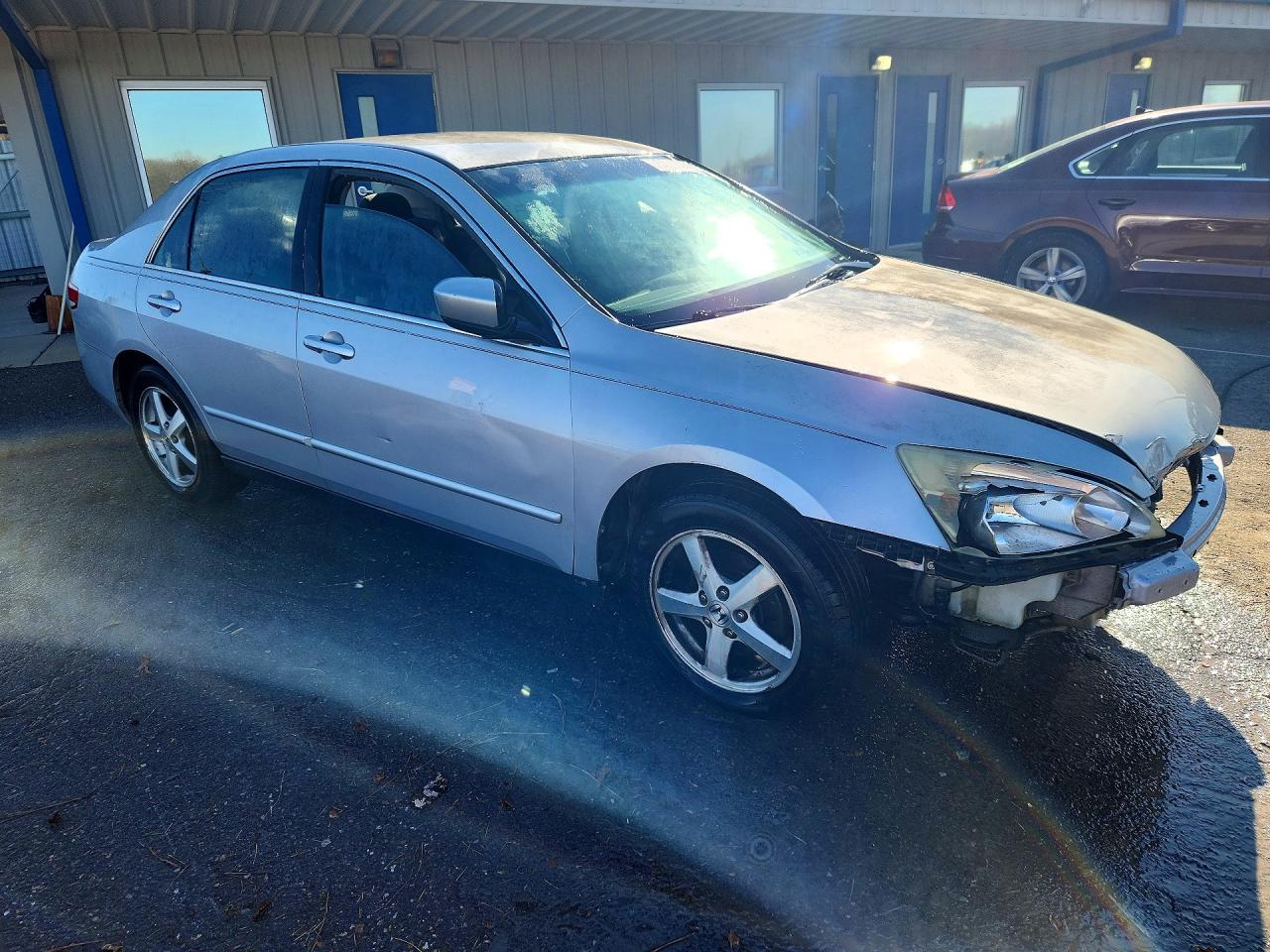 2004 HONDA ACCORD LX photo 4
