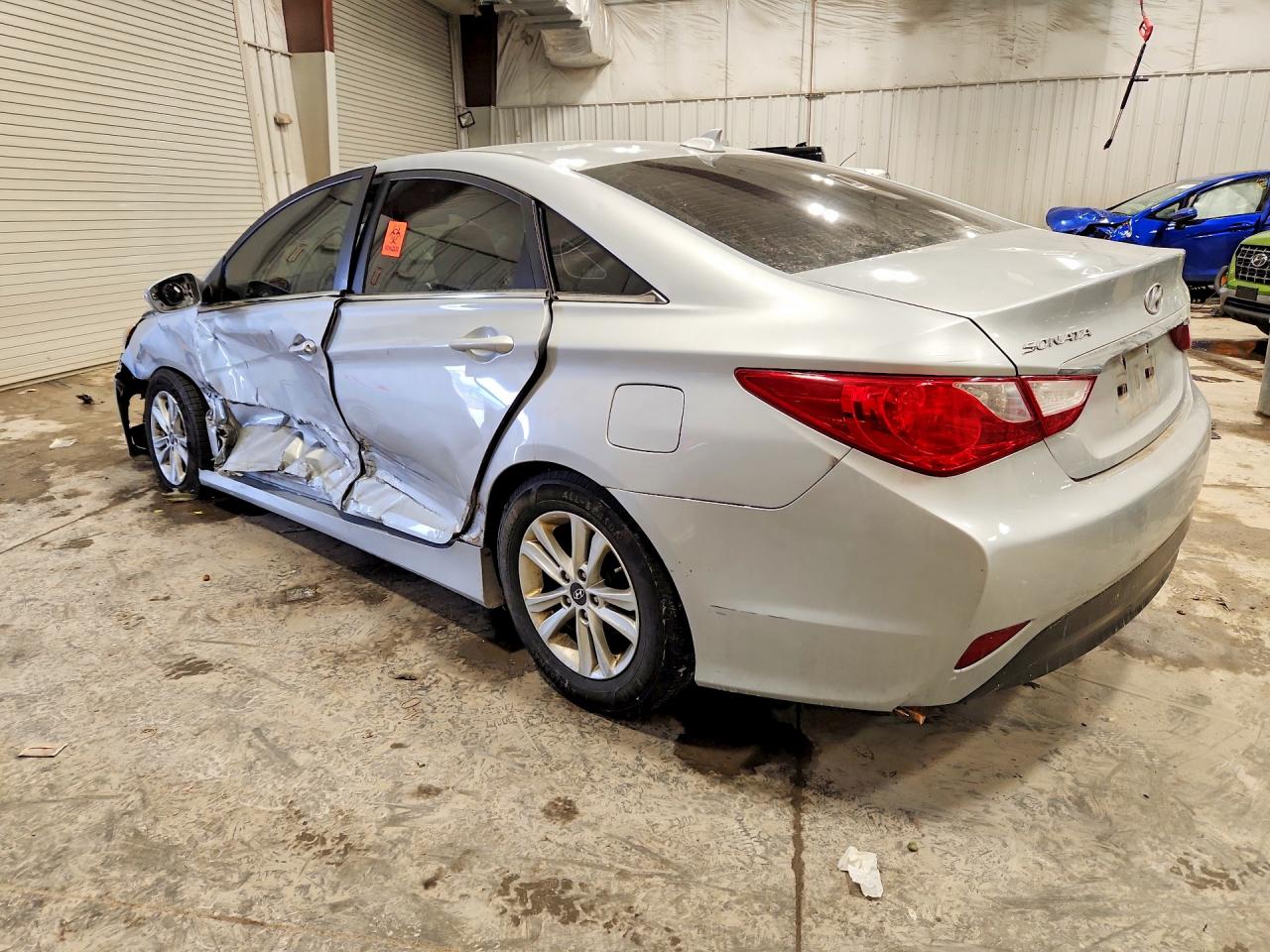 2014 HYUNDAI SONATA GLS photo 4