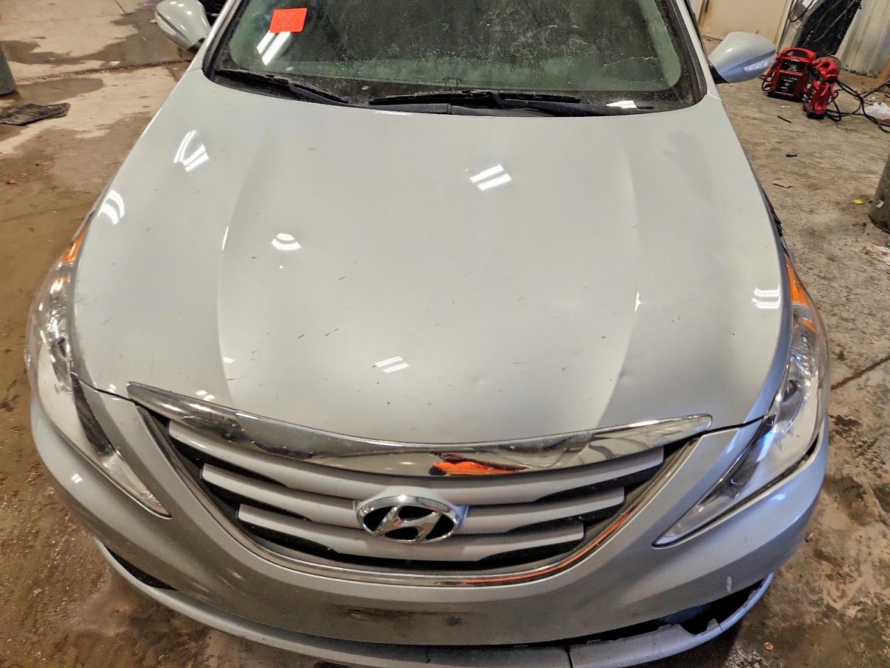 2014 HYUNDAI SONATA GLS photo 31