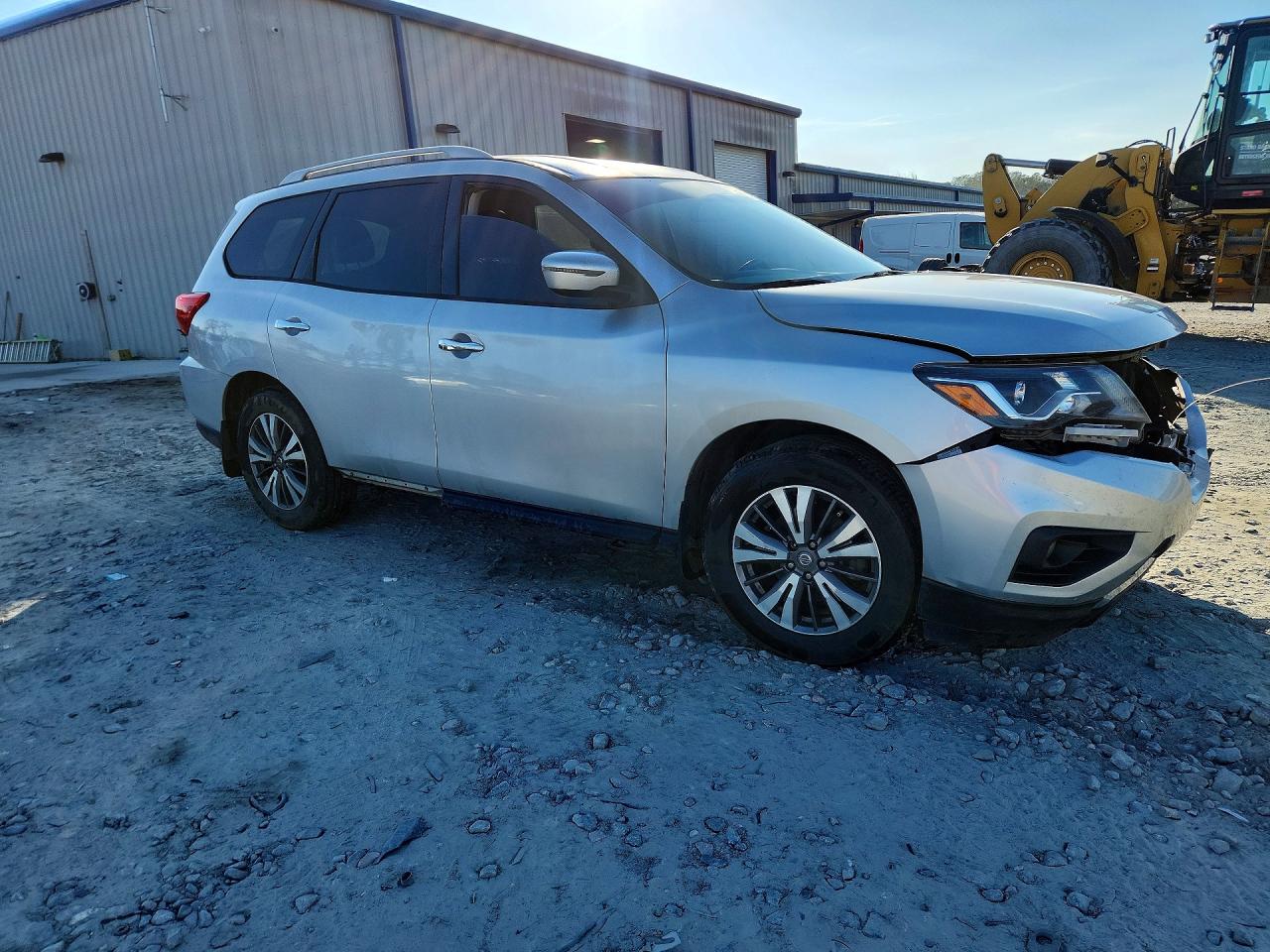 2020 NISSAN PATHFINDER SV photo 4
