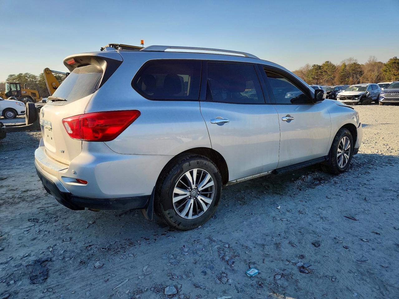 2020 NISSAN PATHFINDER SV photo 3
