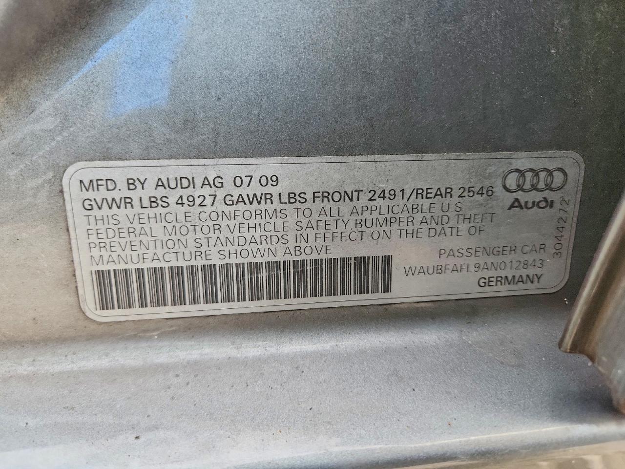 2010 AUDI A4 PREMIUM photo 23