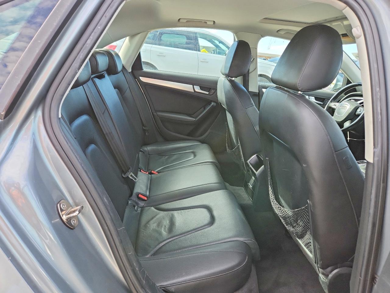 2010 AUDI A4 PREMIUM photo 19