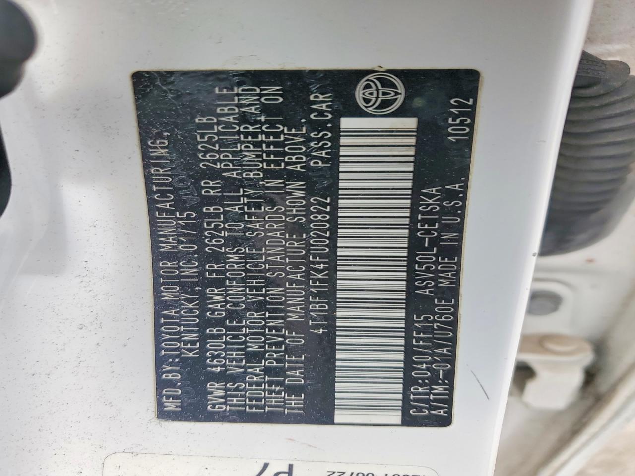 2015 TOYOTA CAMRY LE photo 12