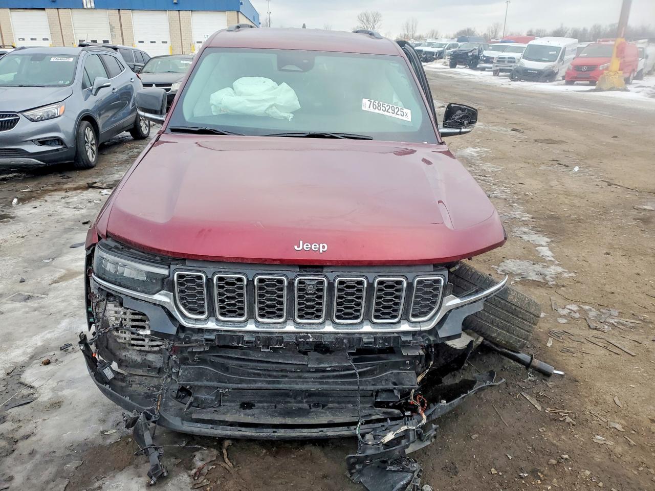 2023 JEEP GRAND CHEROKEE LIMITED photo 5