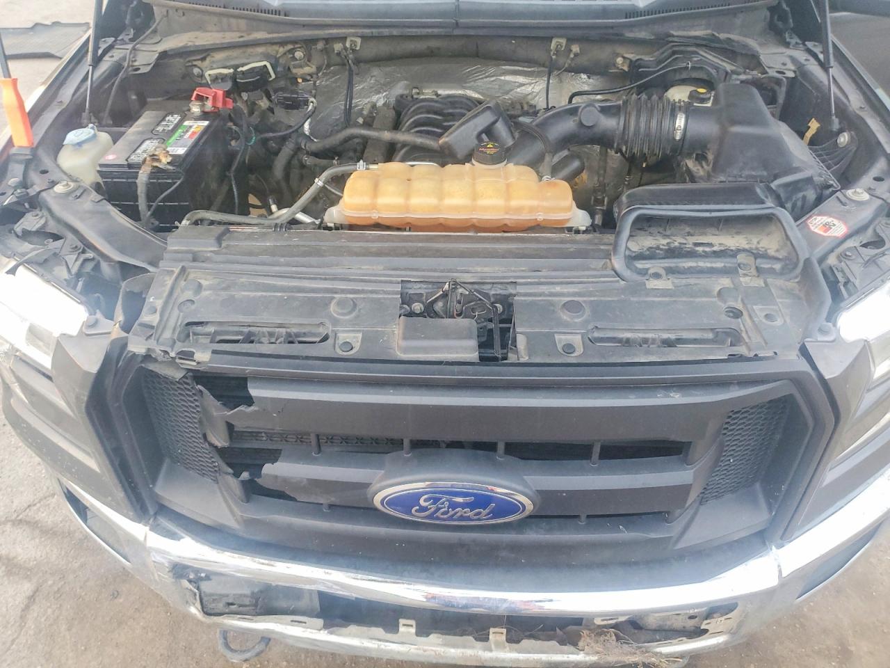 2016 FORD F150 SUPERCREW photo 11