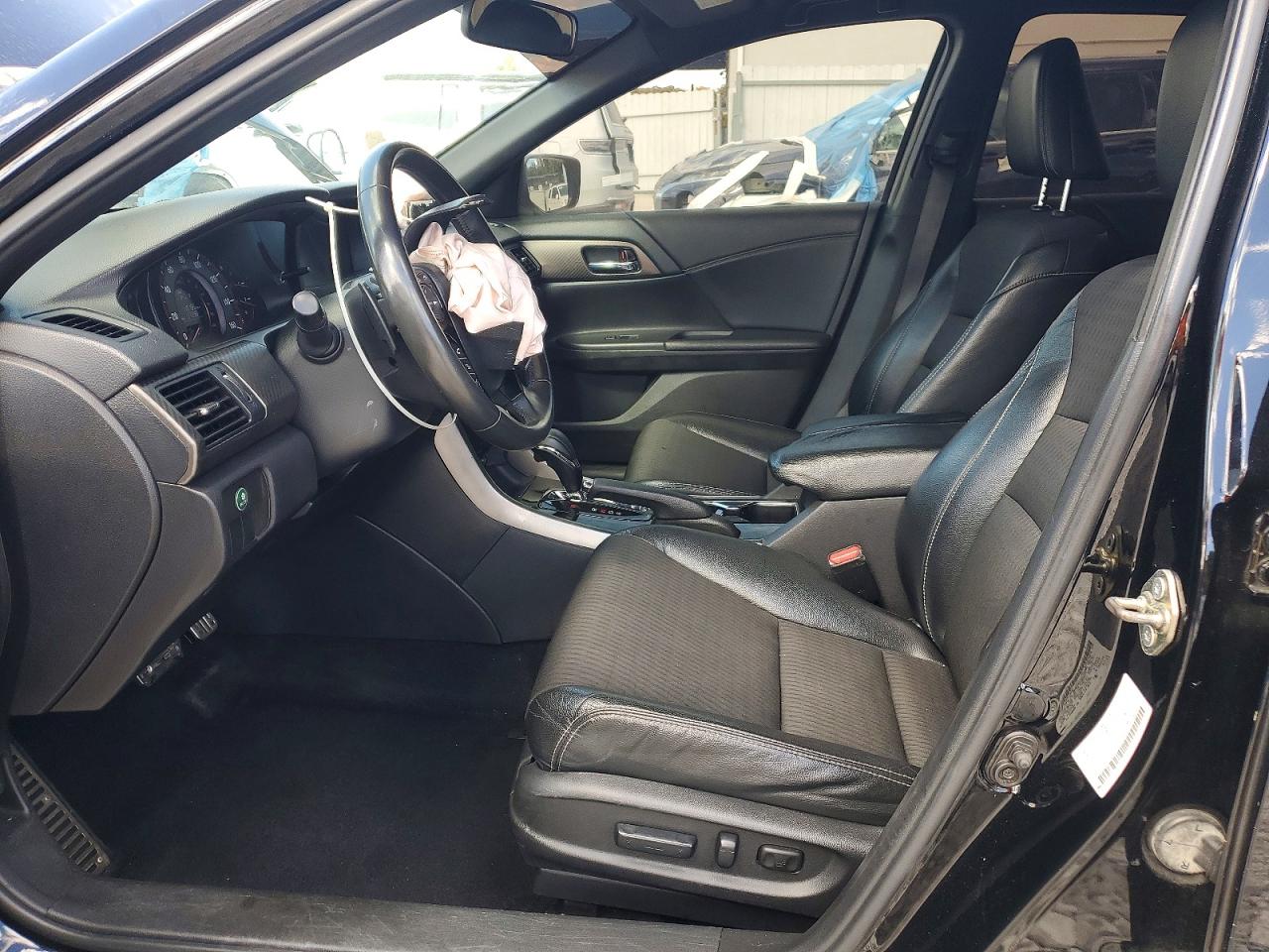 2017 HONDA ACCORD SPORT photo 13