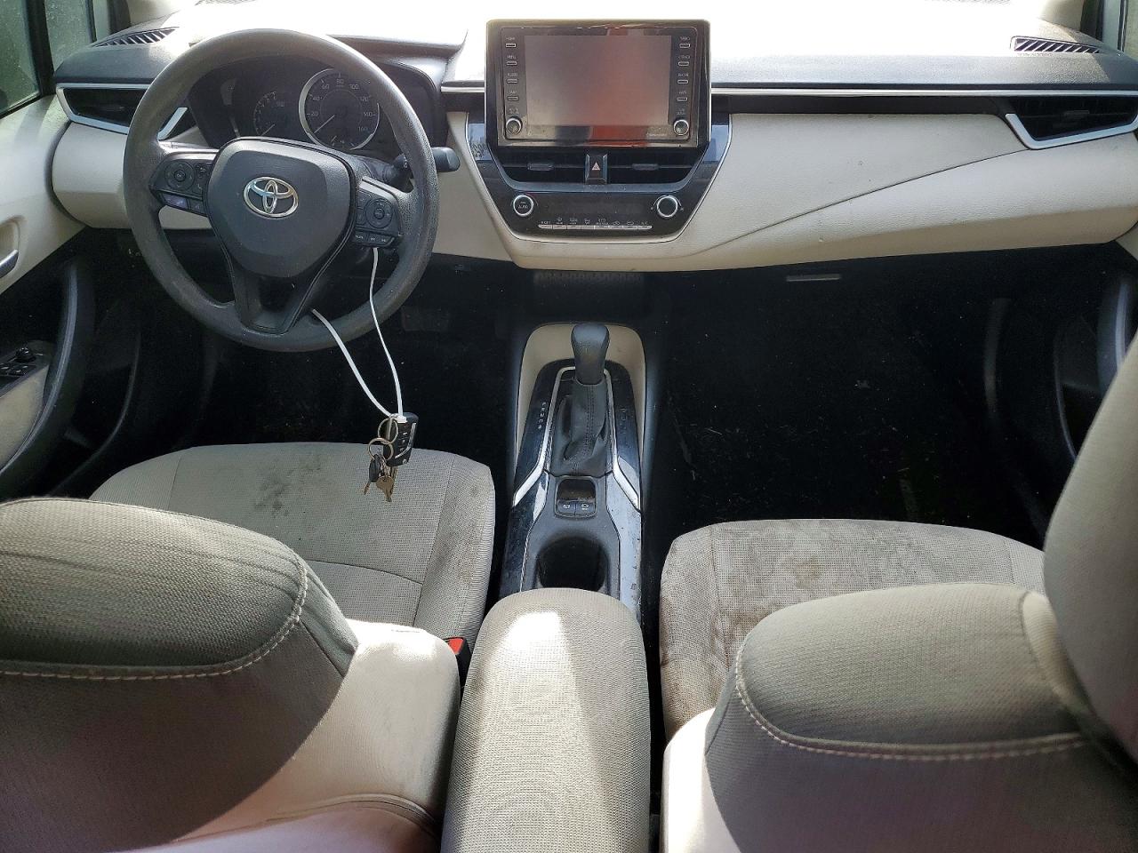 2021 TOYOTA COROLLA LE photo 8