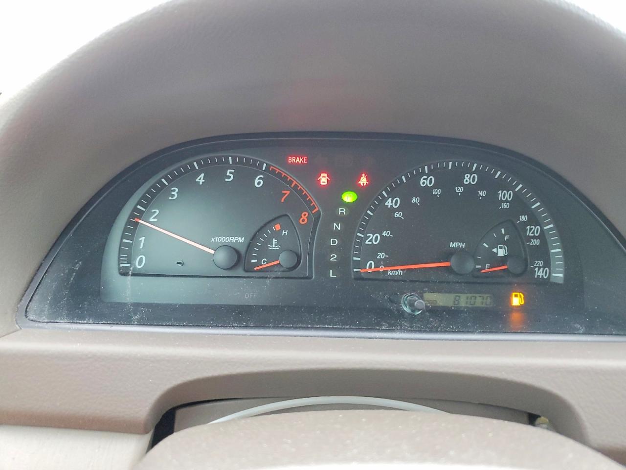 2002 TOYOTA CAMRY LE photo 9