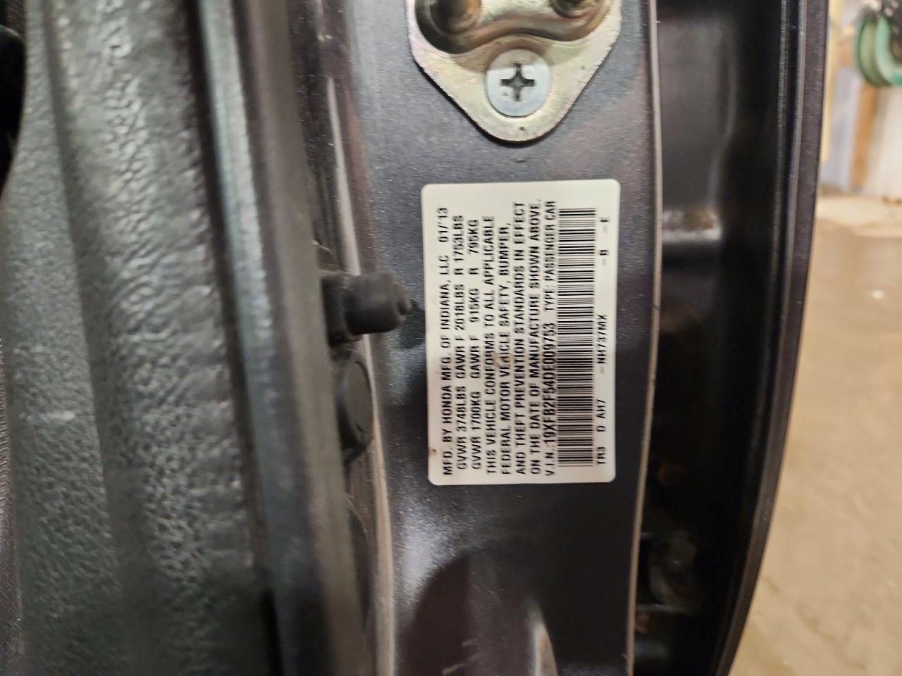 2013 HONDA CIVIC LX photo 25