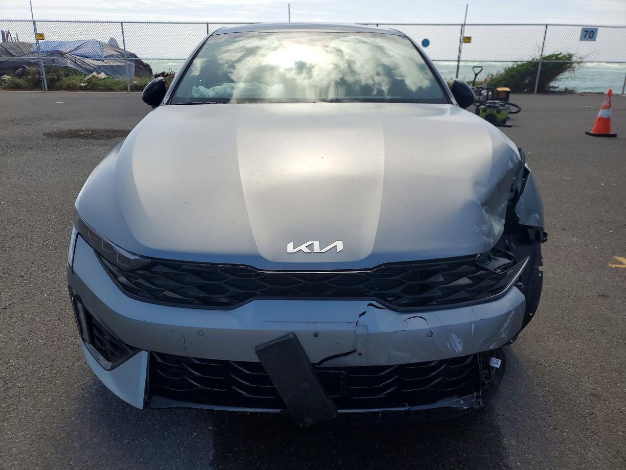 2025 KIA K5 GT LINE photo 9