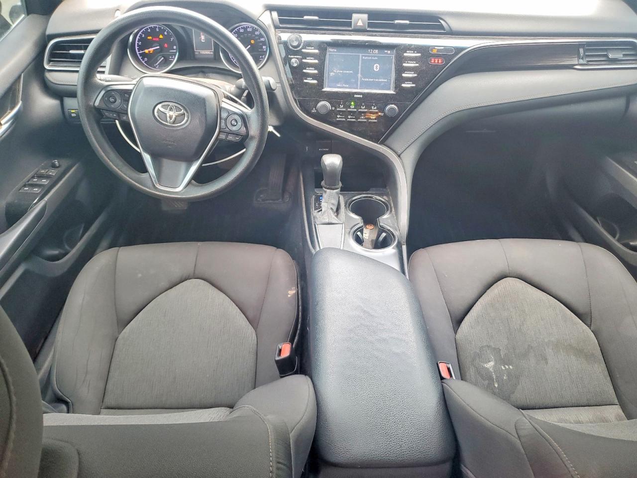 2020 TOYOTA CAMRY LE photo 15