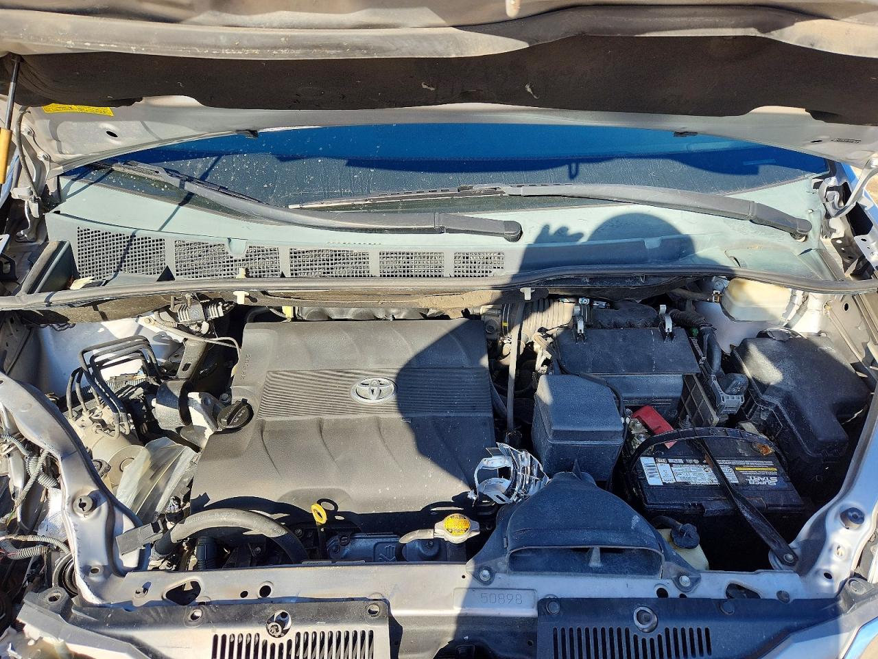 2013 TOYOTA SIENNA XLE 8-PASSENGER photo 23