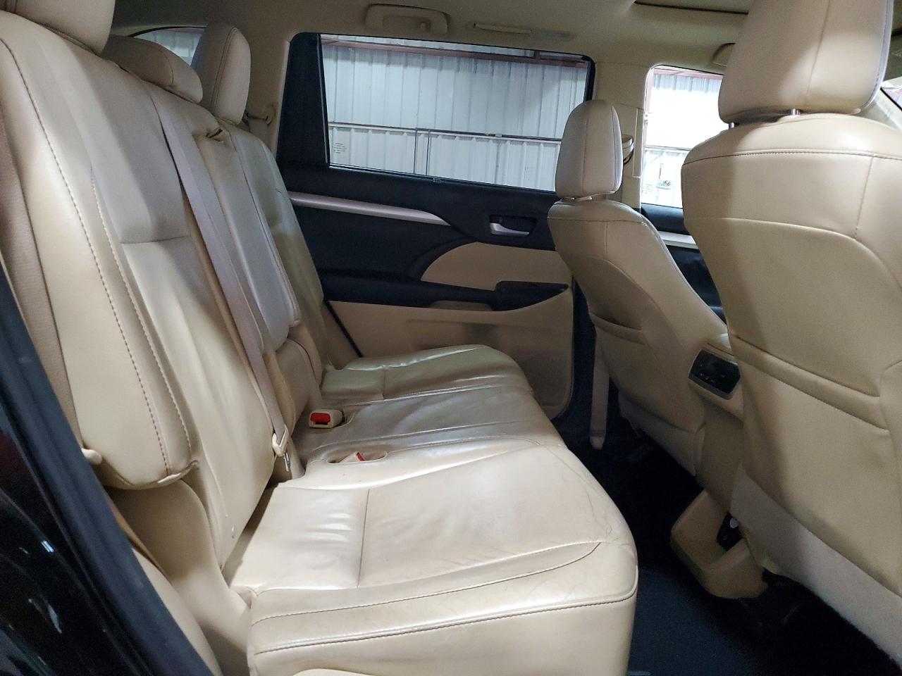 2014 TOYOTA HIGHLANDER XLE photo 11