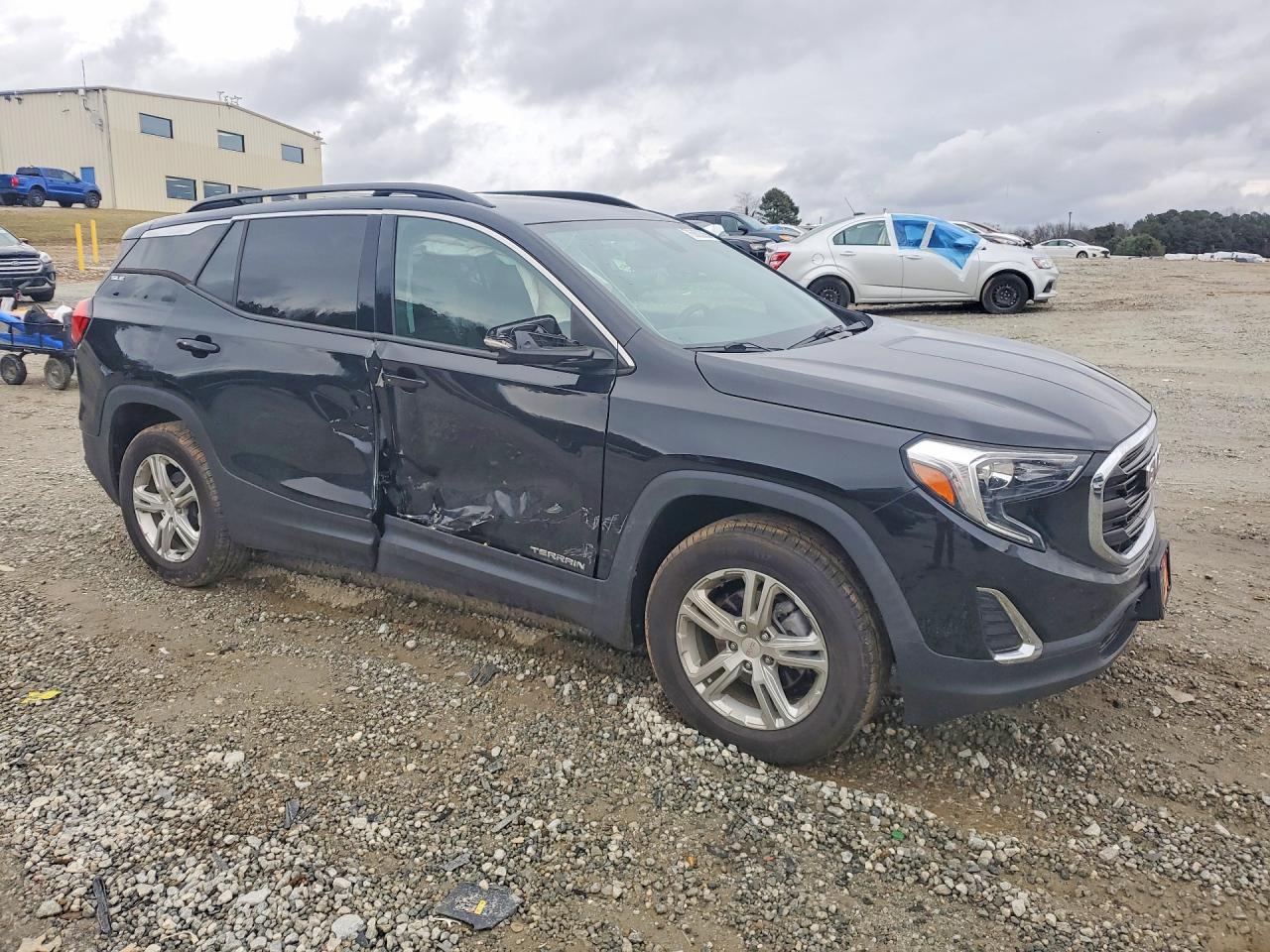 2020 GMC TERRAIN SLE photo 7