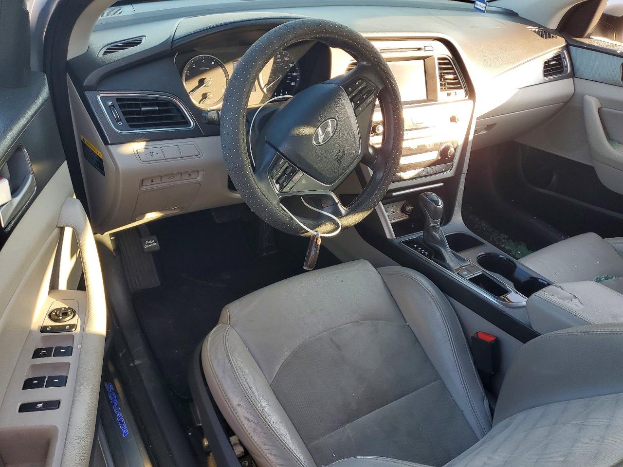 2017 HYUNDAI SONATA SPORT photo 22