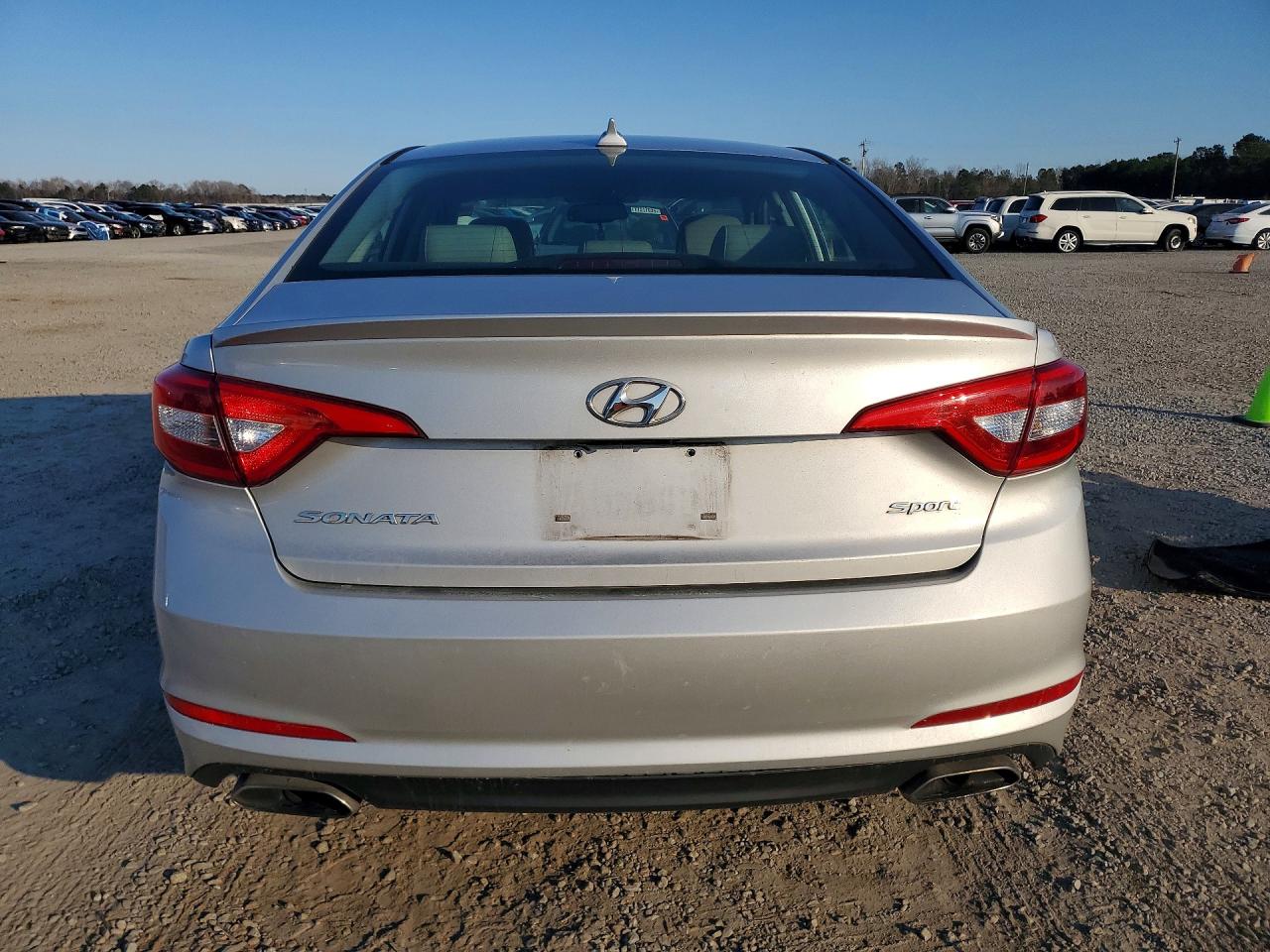 2017 HYUNDAI SONATA SPORT photo 16