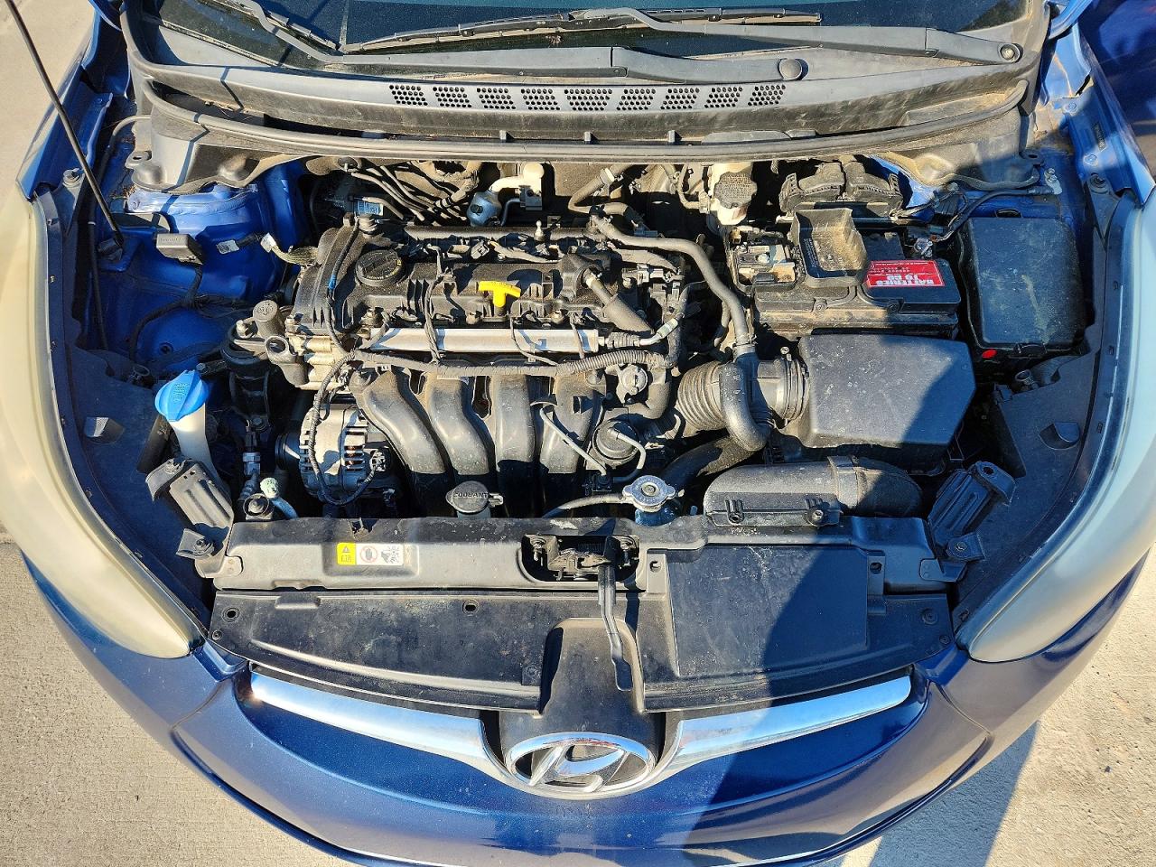 2015 HYUNDAI ELANTRA SE photo 31