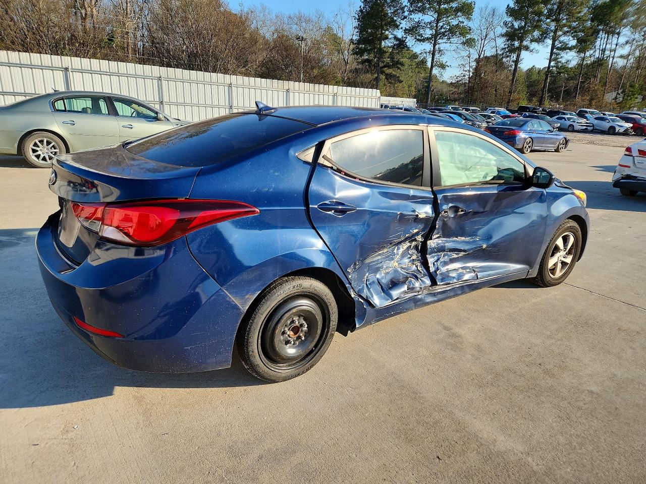 2015 HYUNDAI ELANTRA SE photo 7