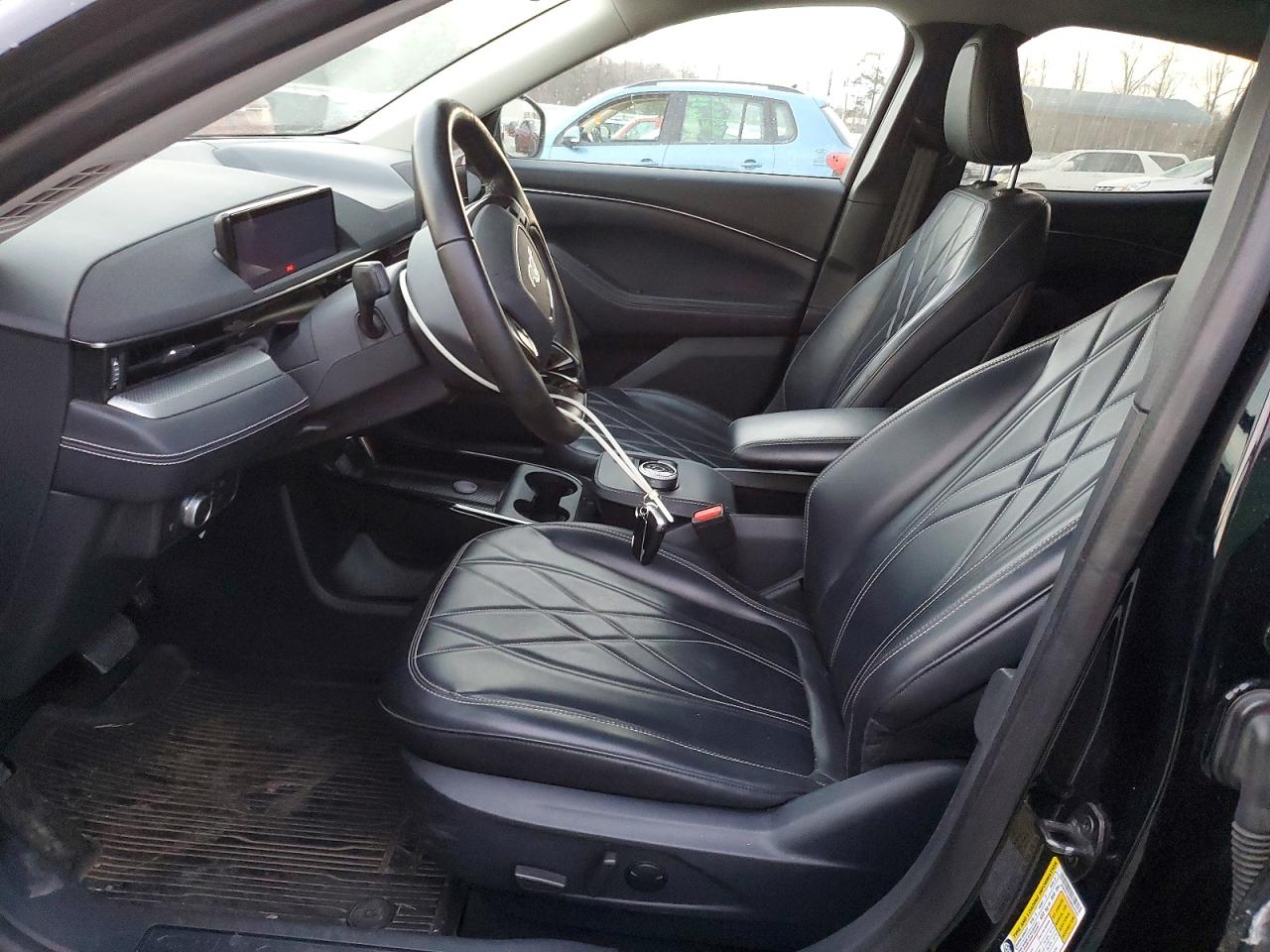 2021 FORD MUSTANG MACH-E SELECT photo 13