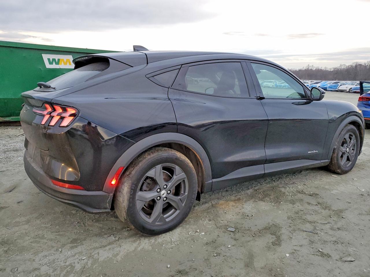 2021 FORD MUSTANG MACH-E SELECT photo 5