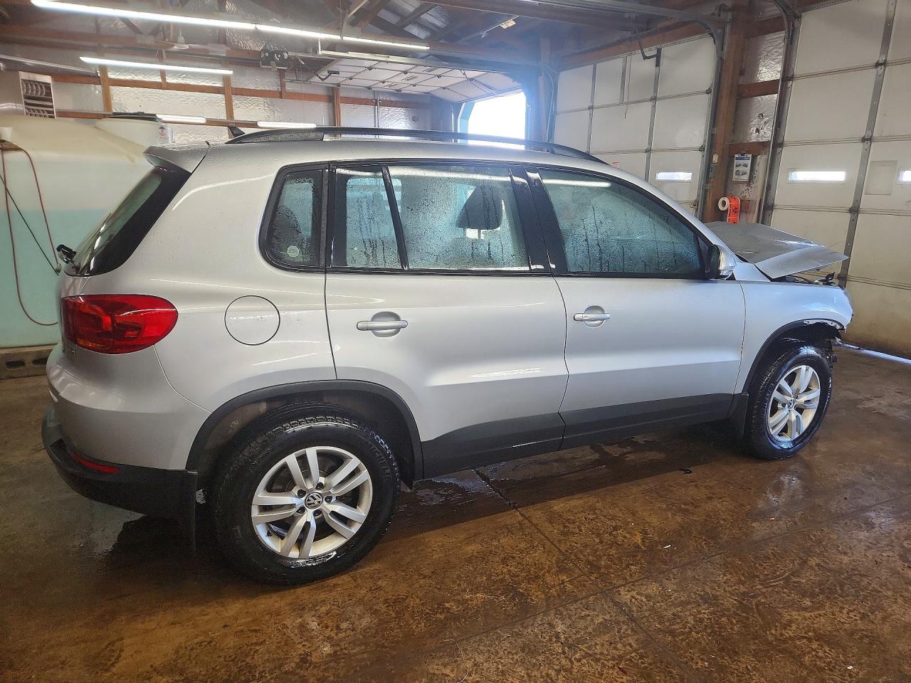 2017 VOLKSWAGEN TIGUAN S photo 7