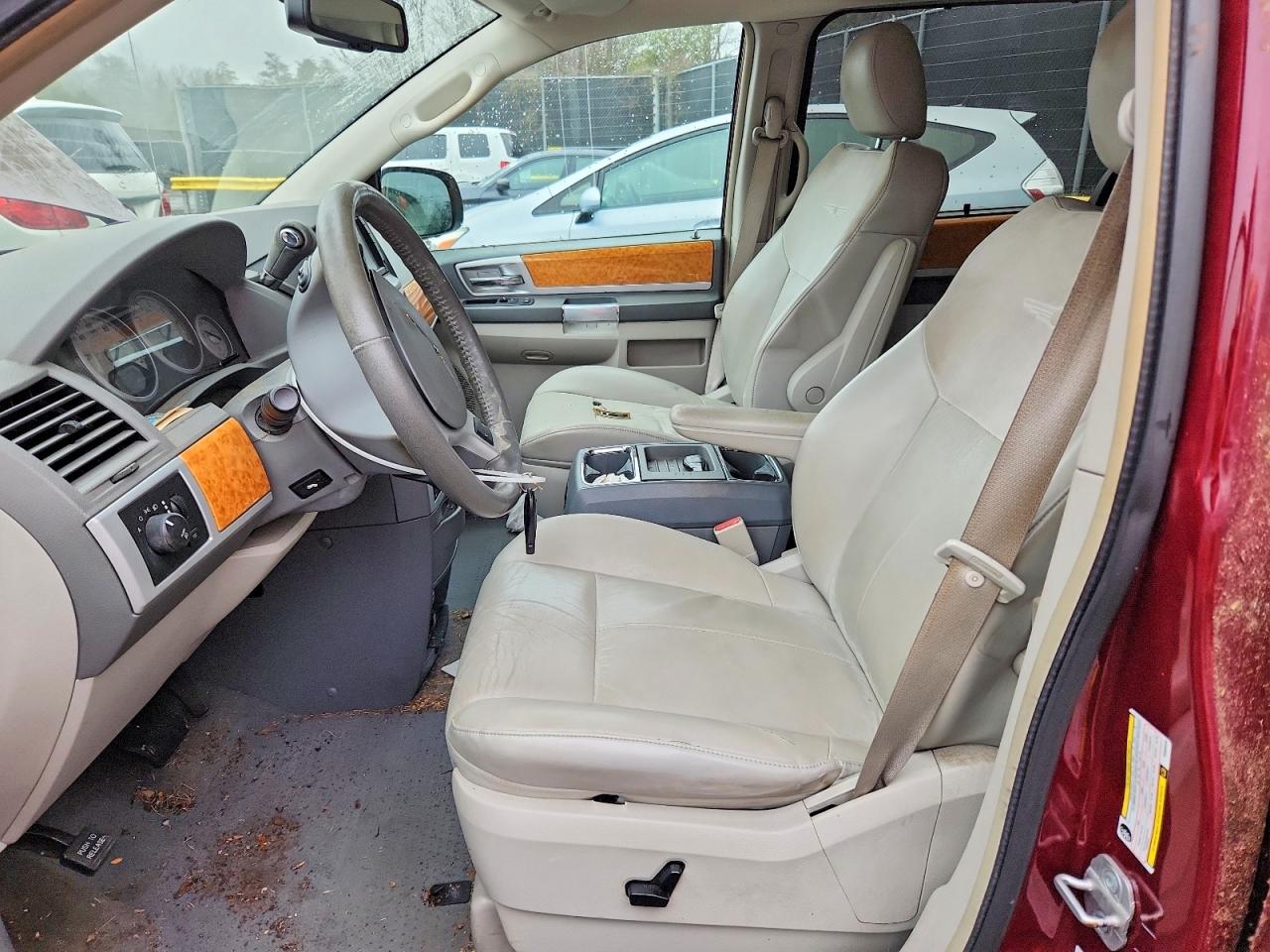 2008 CHRYSLER TOWN & COUNTRY LIMITED photo 7