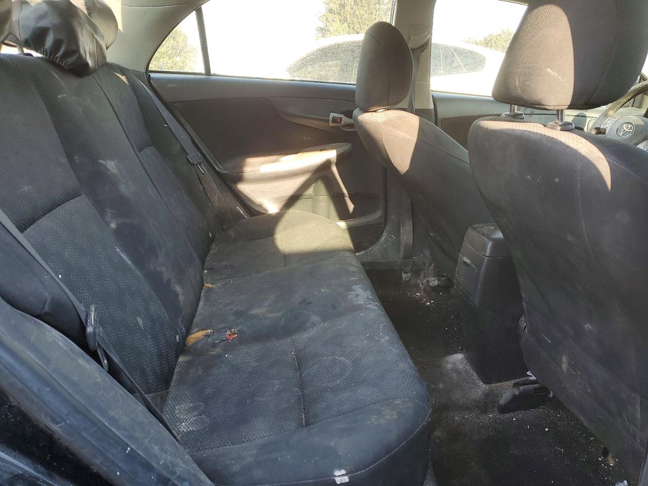 2010 TOYOTA COROLLA BASE photo 19