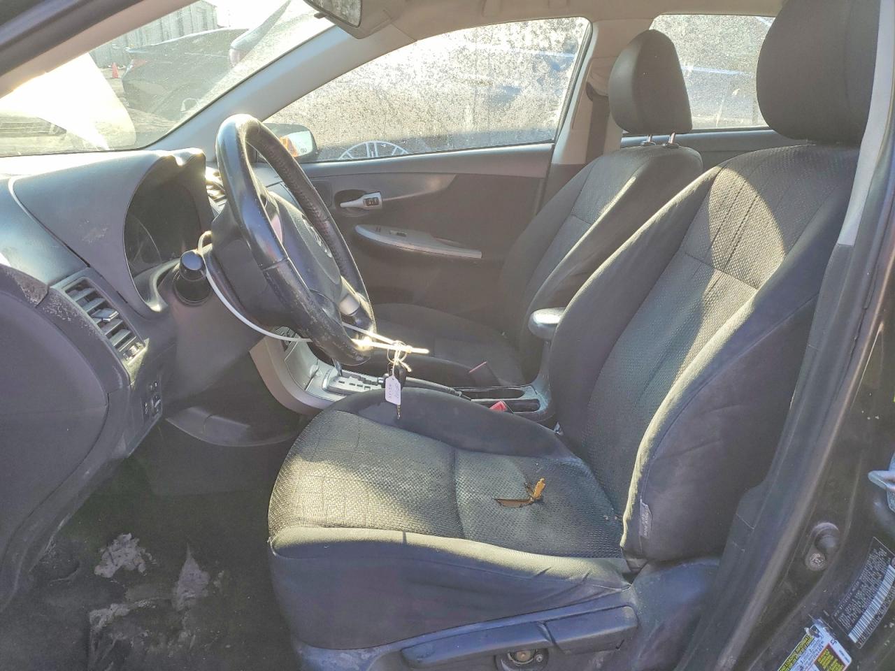 2010 TOYOTA COROLLA BASE photo 13