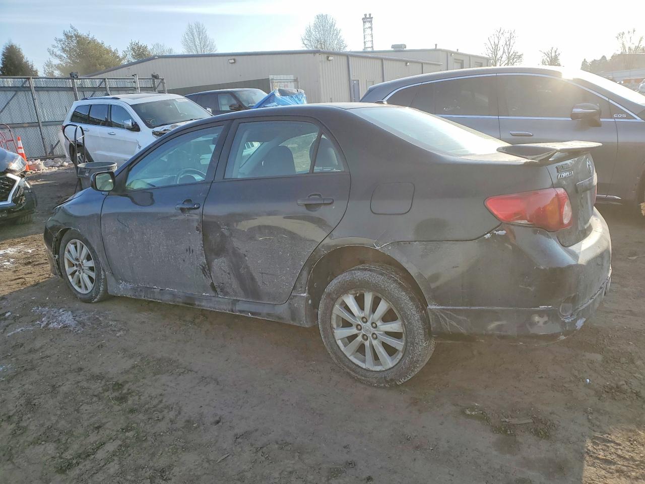 2010 TOYOTA COROLLA BASE photo 3