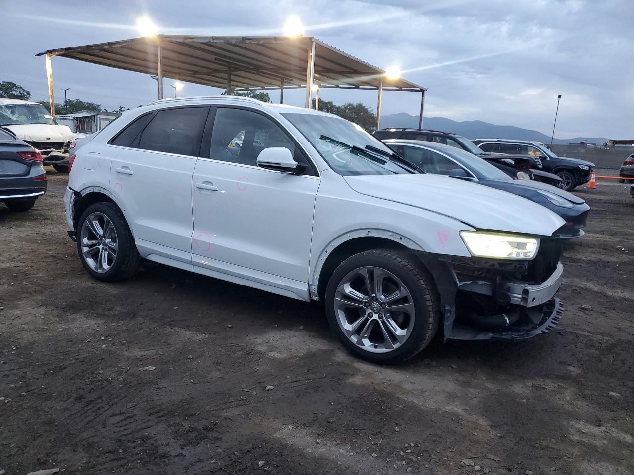 2018 AUDI Q3 PREMIUM PLUS photo 4