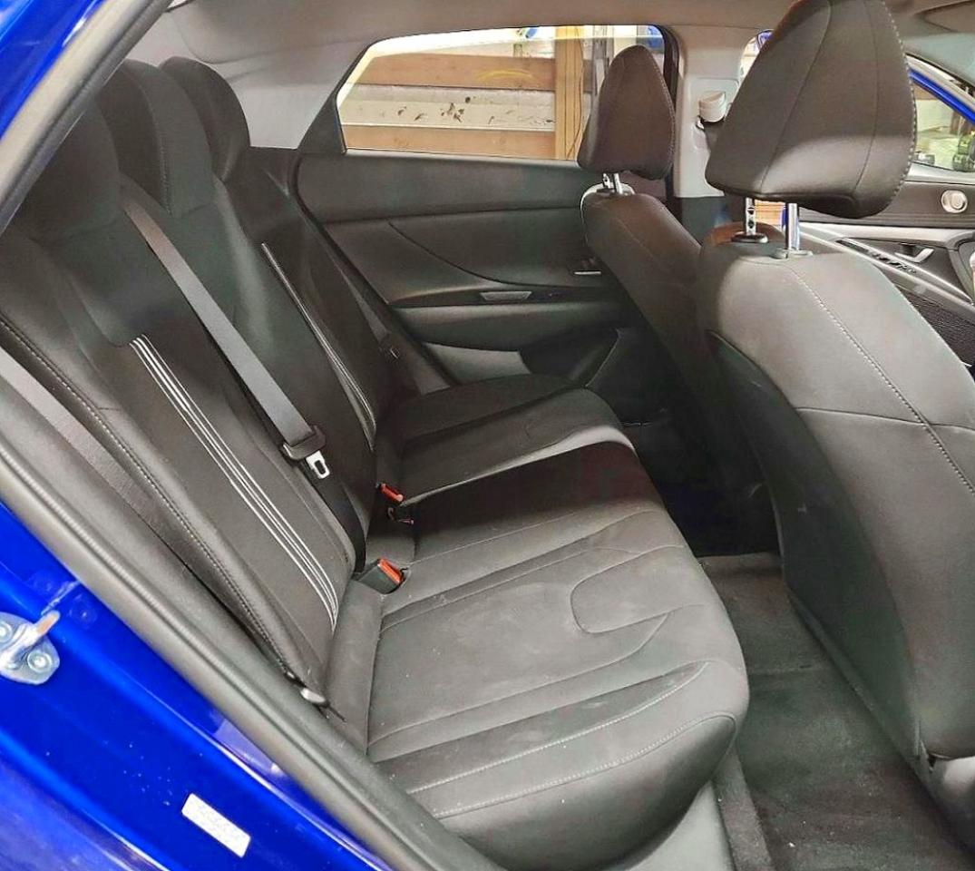 2023 HYUNDAI ELANTRA SEL photo 18