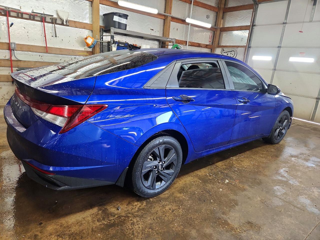 2023 HYUNDAI ELANTRA SEL photo 5