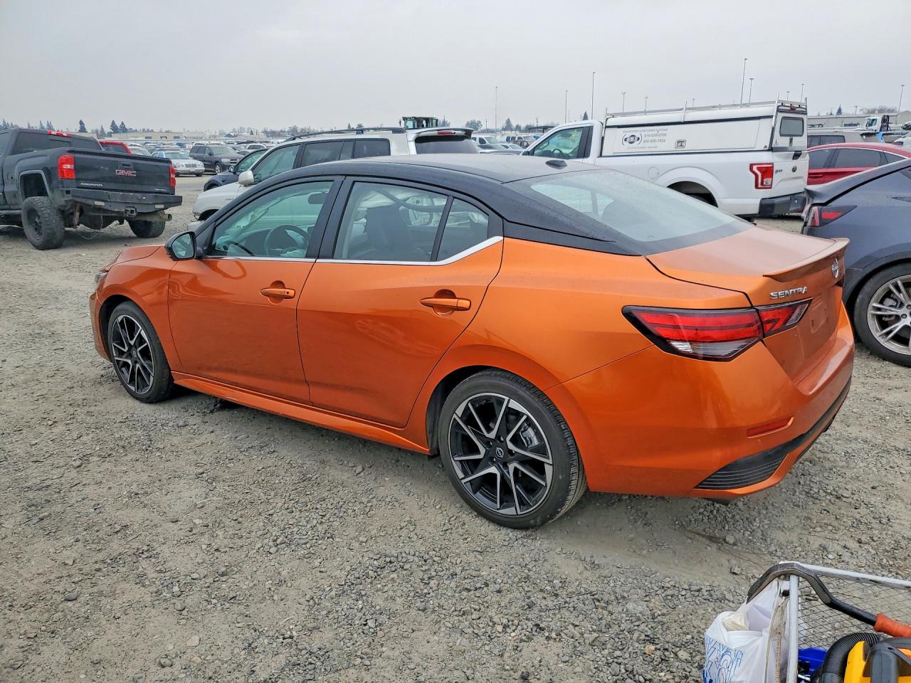2024 NISSAN SENTRA SR photo 3