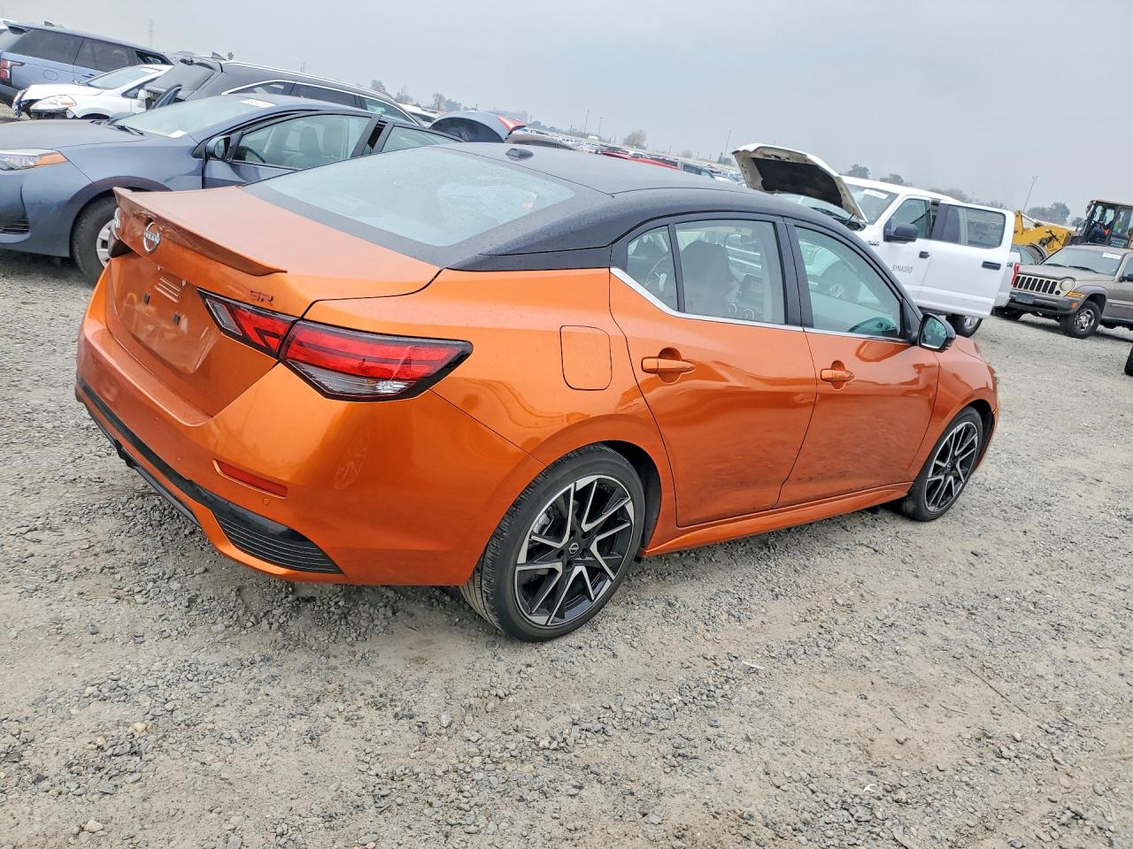 2024 NISSAN SENTRA SR photo 5