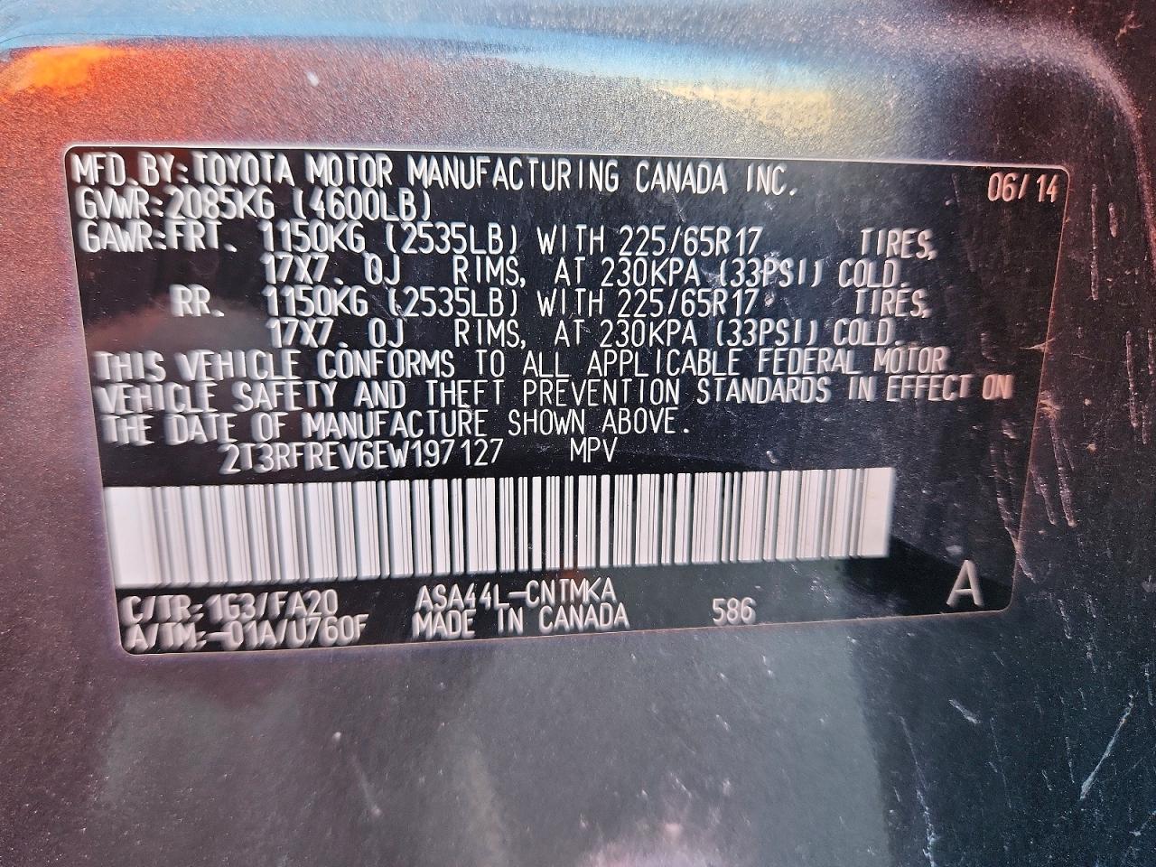 2014 TOYOTA RAV4 XLE photo 13