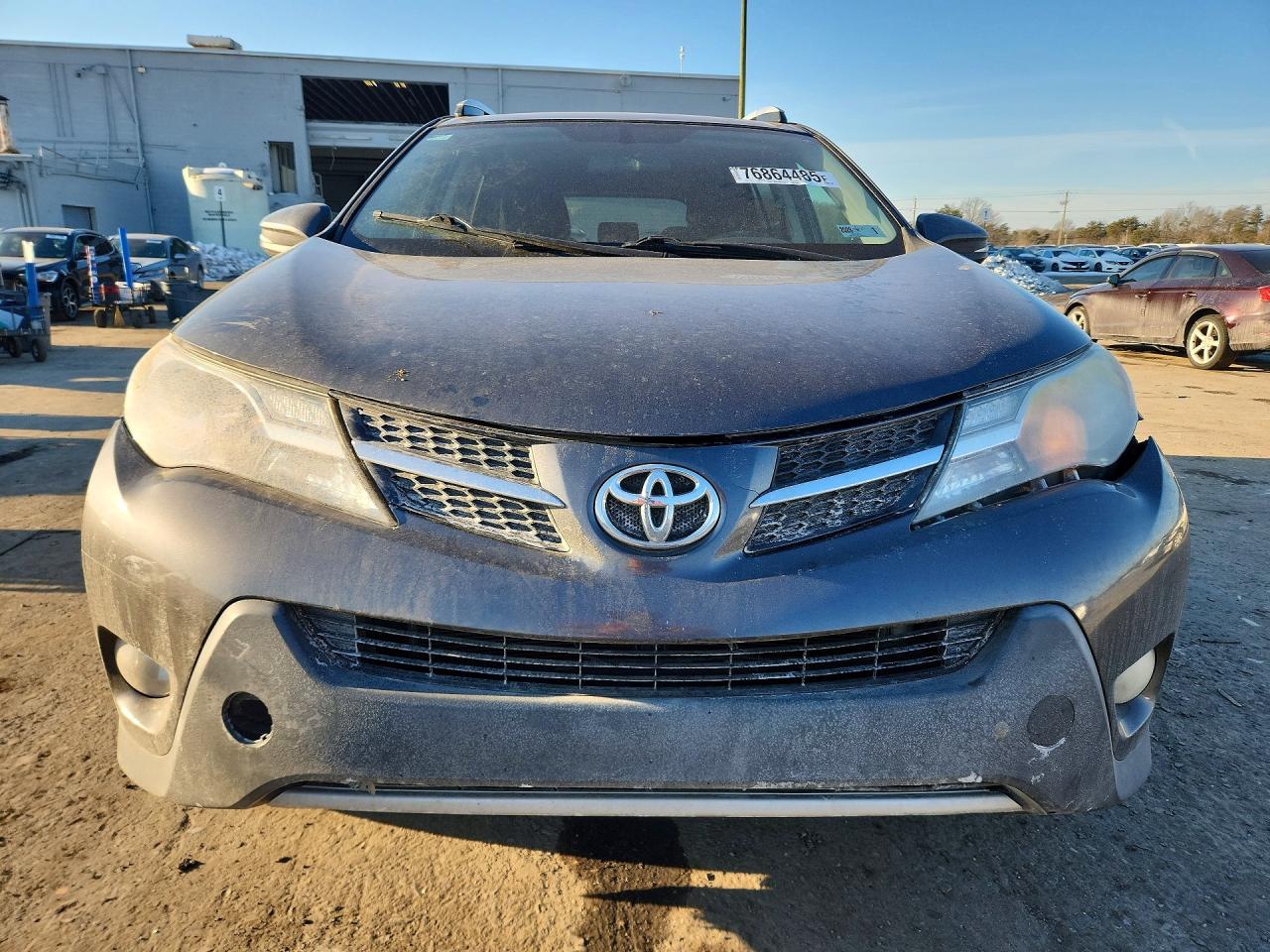 2014 TOYOTA RAV4 XLE photo 5