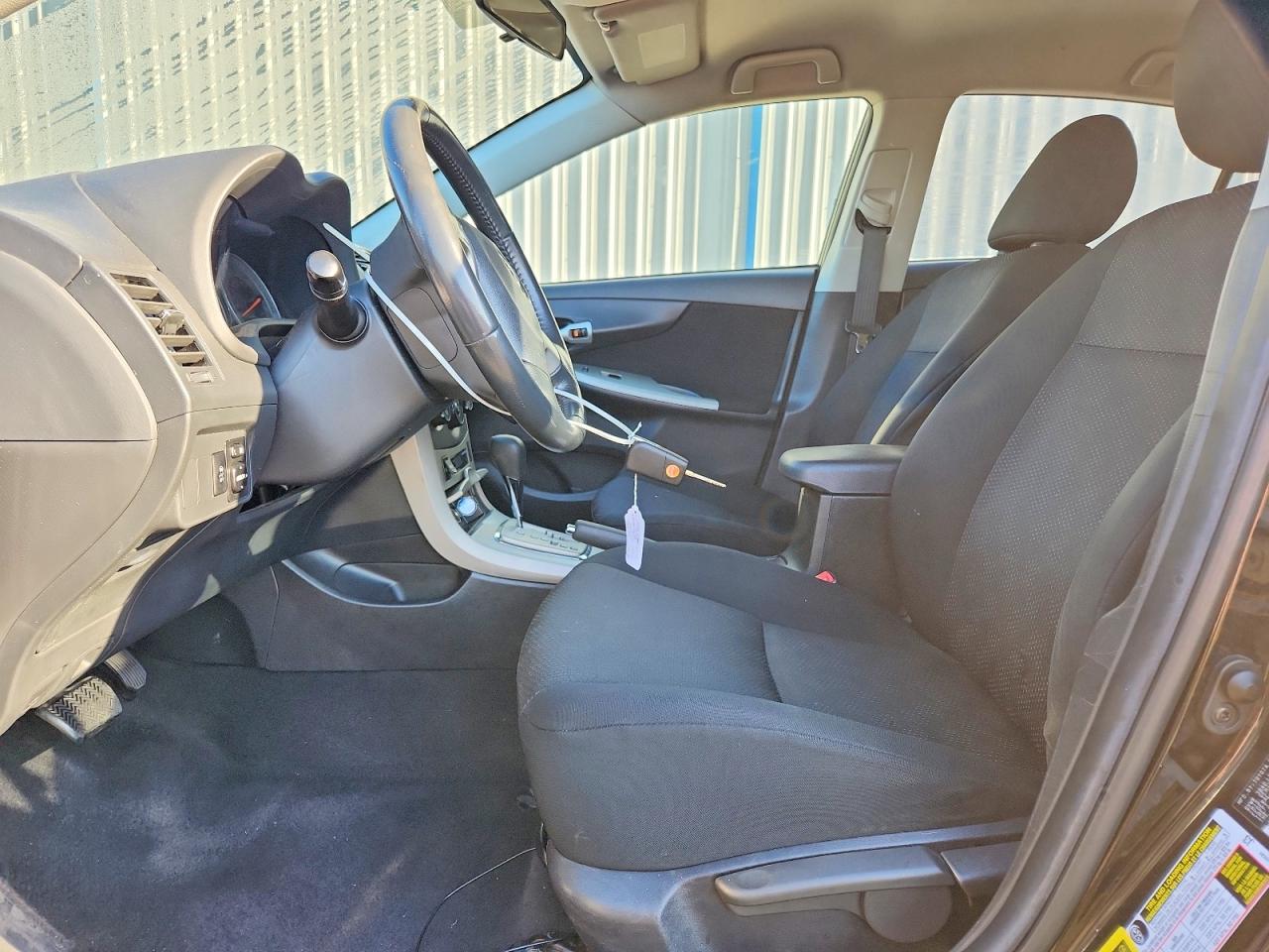 2010 TOYOTA COROLLA S photo 7