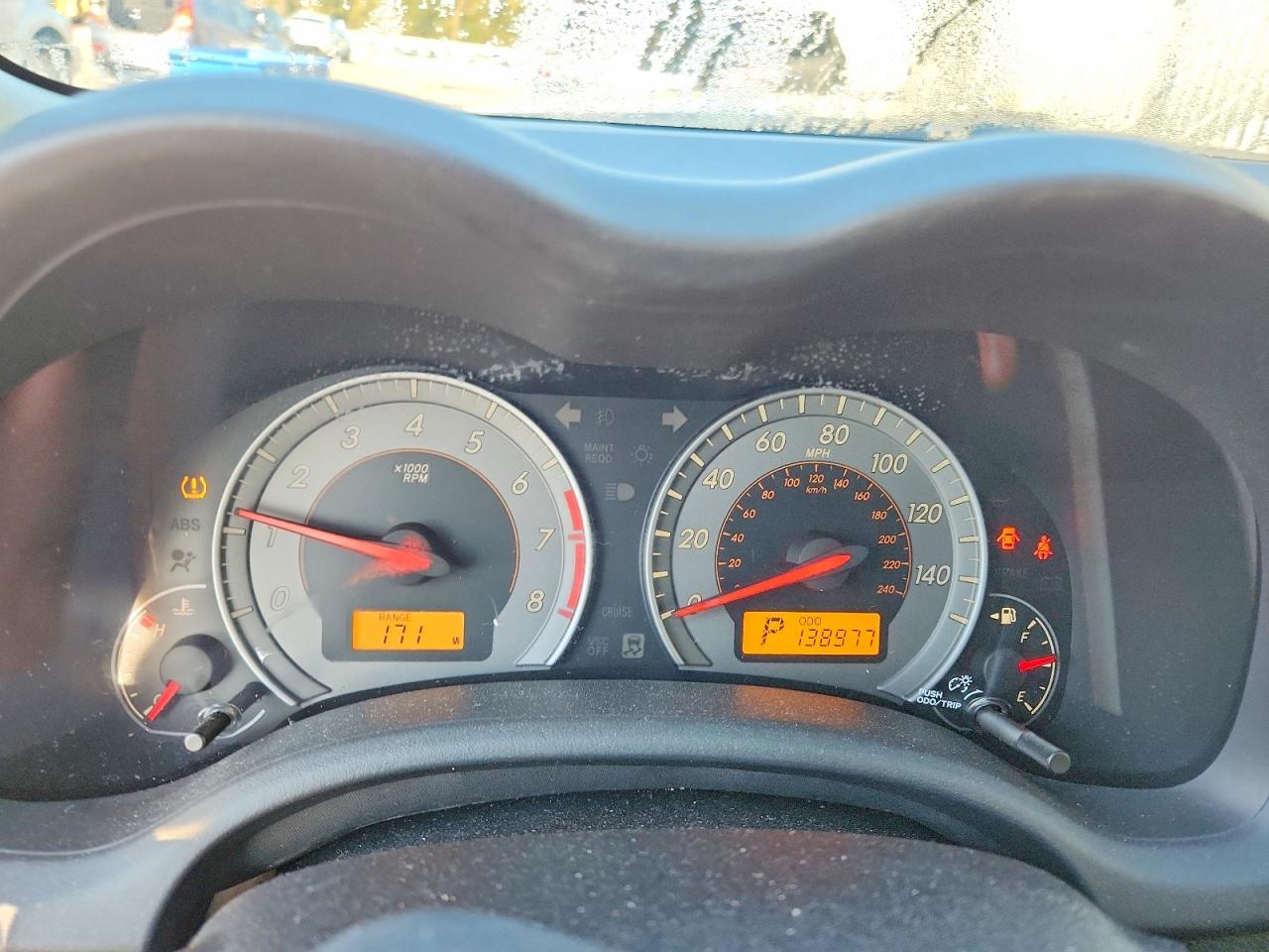 2010 TOYOTA COROLLA S photo 9