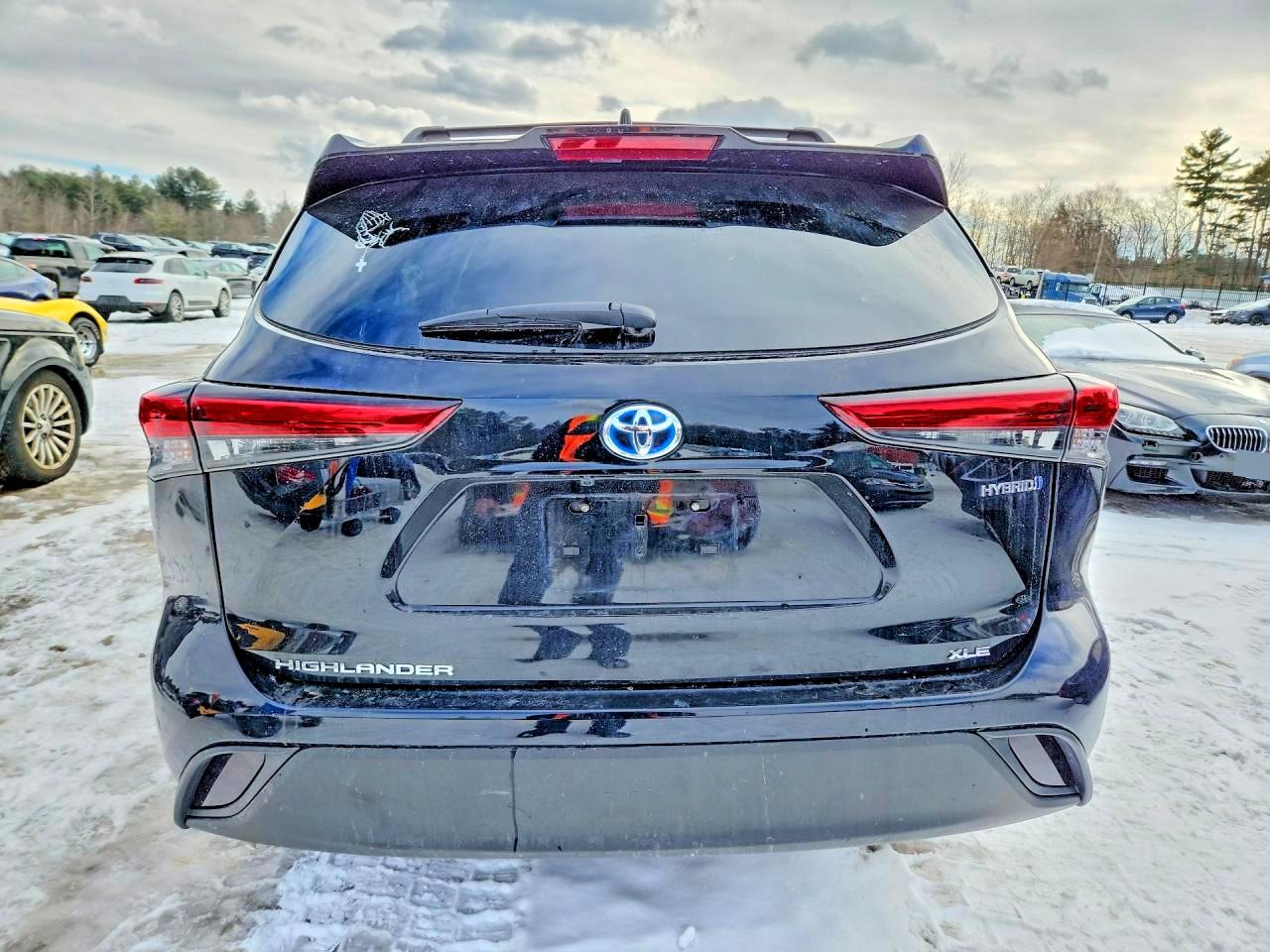 2023 TOYOTA HIGHLANDER BASE photo 11
