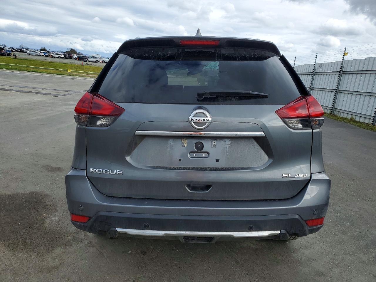 2020 NISSAN ROGUE S photo 16