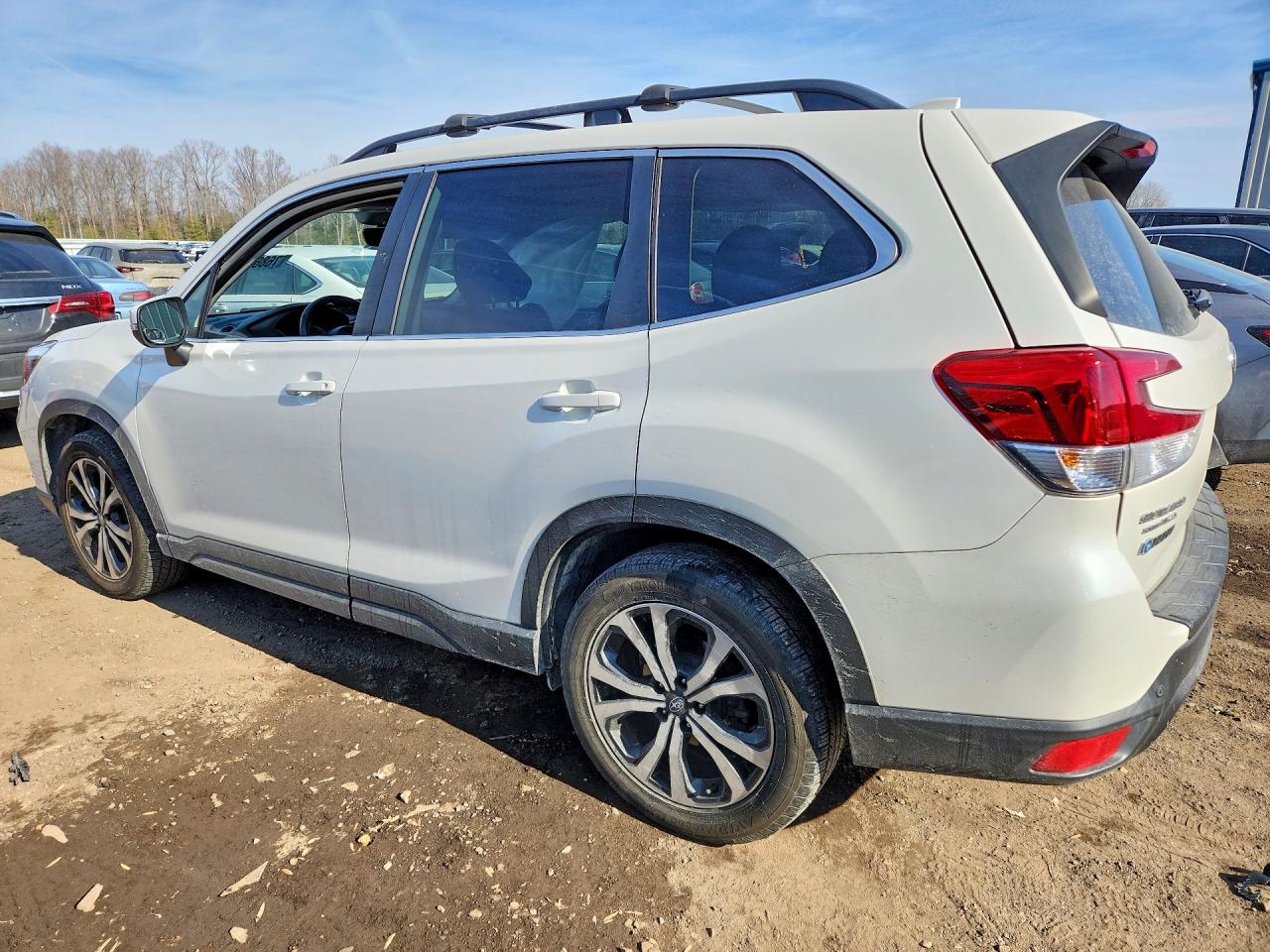 2019 SUBARU FORESTER LIMITED photo 2