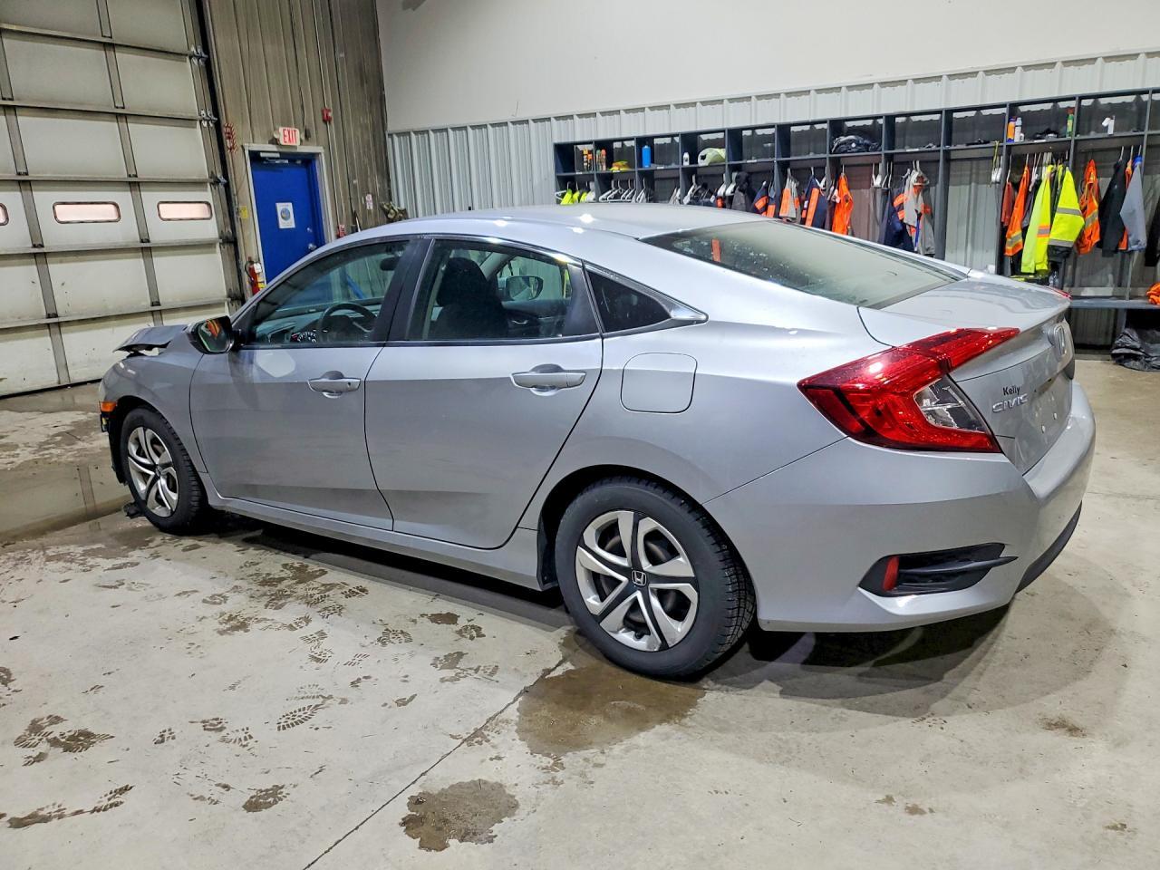 2017 HONDA CIVIC LX photo 4