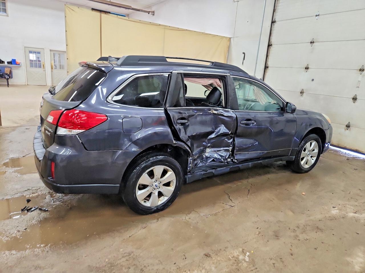 2012 SUBARU OUTBACK 3.6R LIMITED photo 5