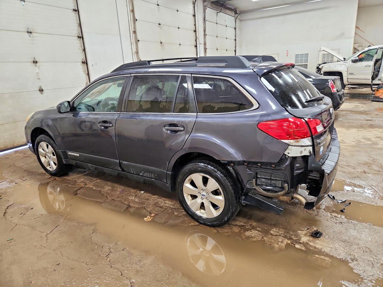 2012 SUBARU OUTBACK 3.6R LIMITED photo 3
