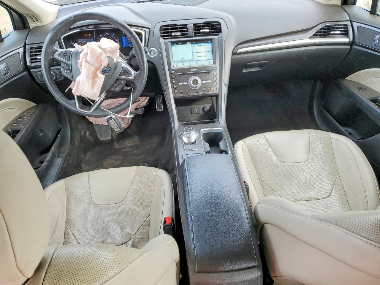 2018 FORD FUSION TITANIUM/PLATINUM HEV photo 22