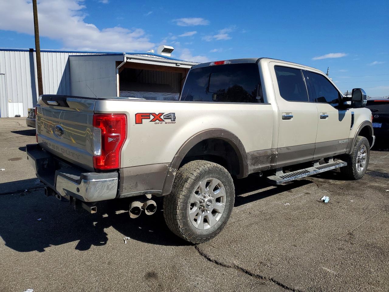 2017 FORD F250 SUPER DUTY photo 3