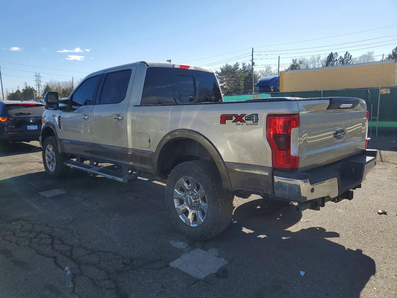 2017 FORD F250 SUPER DUTY photo 2