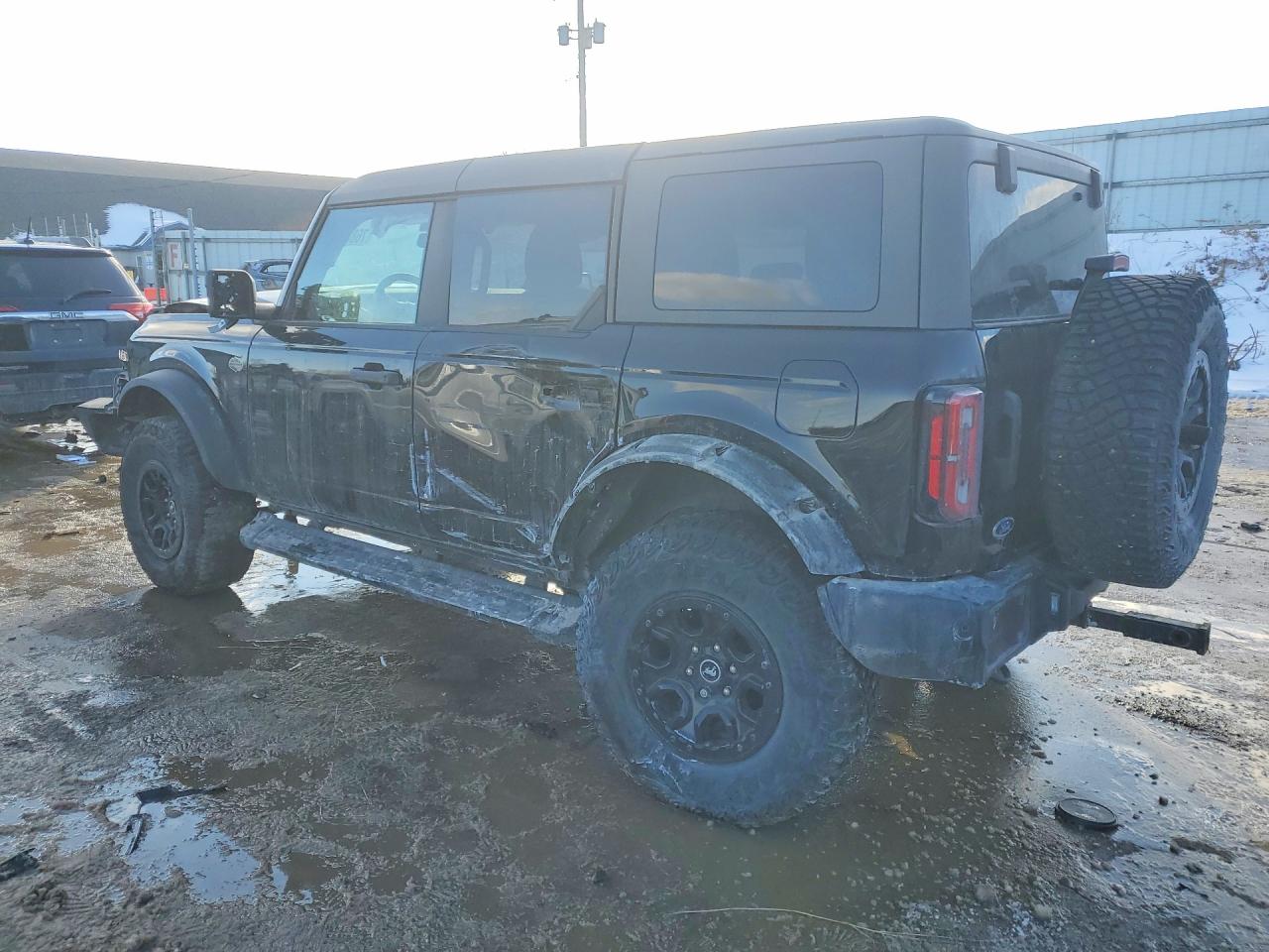 2022 FORD BRONCO BASE photo 2