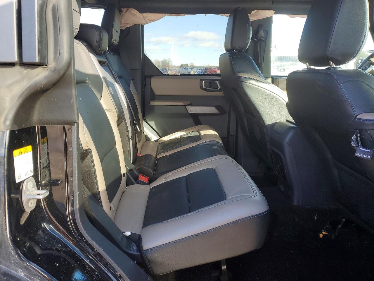 2022 FORD BRONCO BASE photo 11